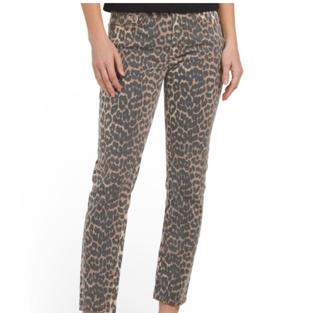 NWOT Oat New York Leopard Print Women straight leg Jeans - Brown and Black | 26